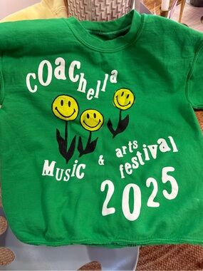 Coachella 2025 Green Graphic Sweatshirt